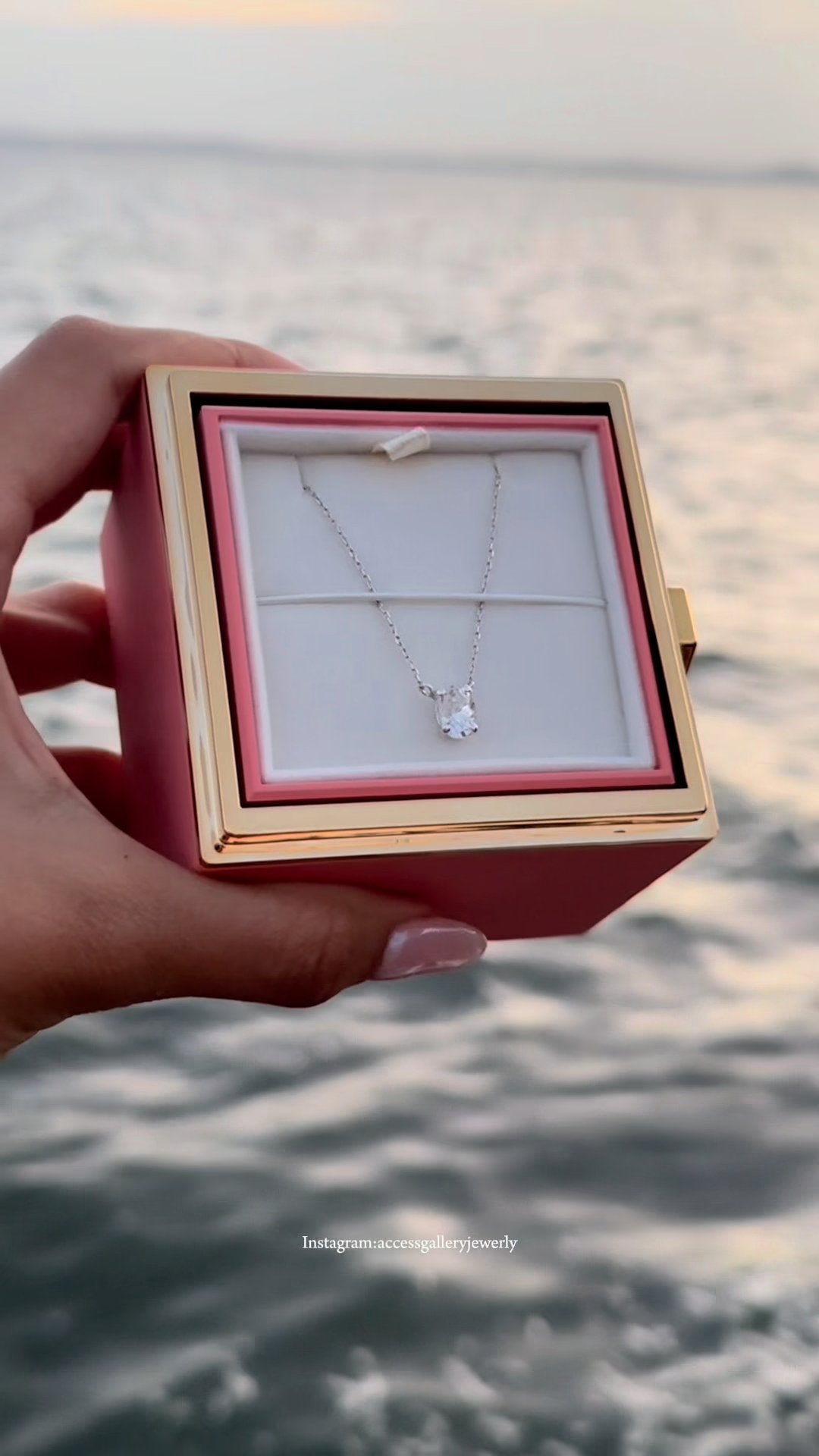 Box Roulant + Collier argent 925