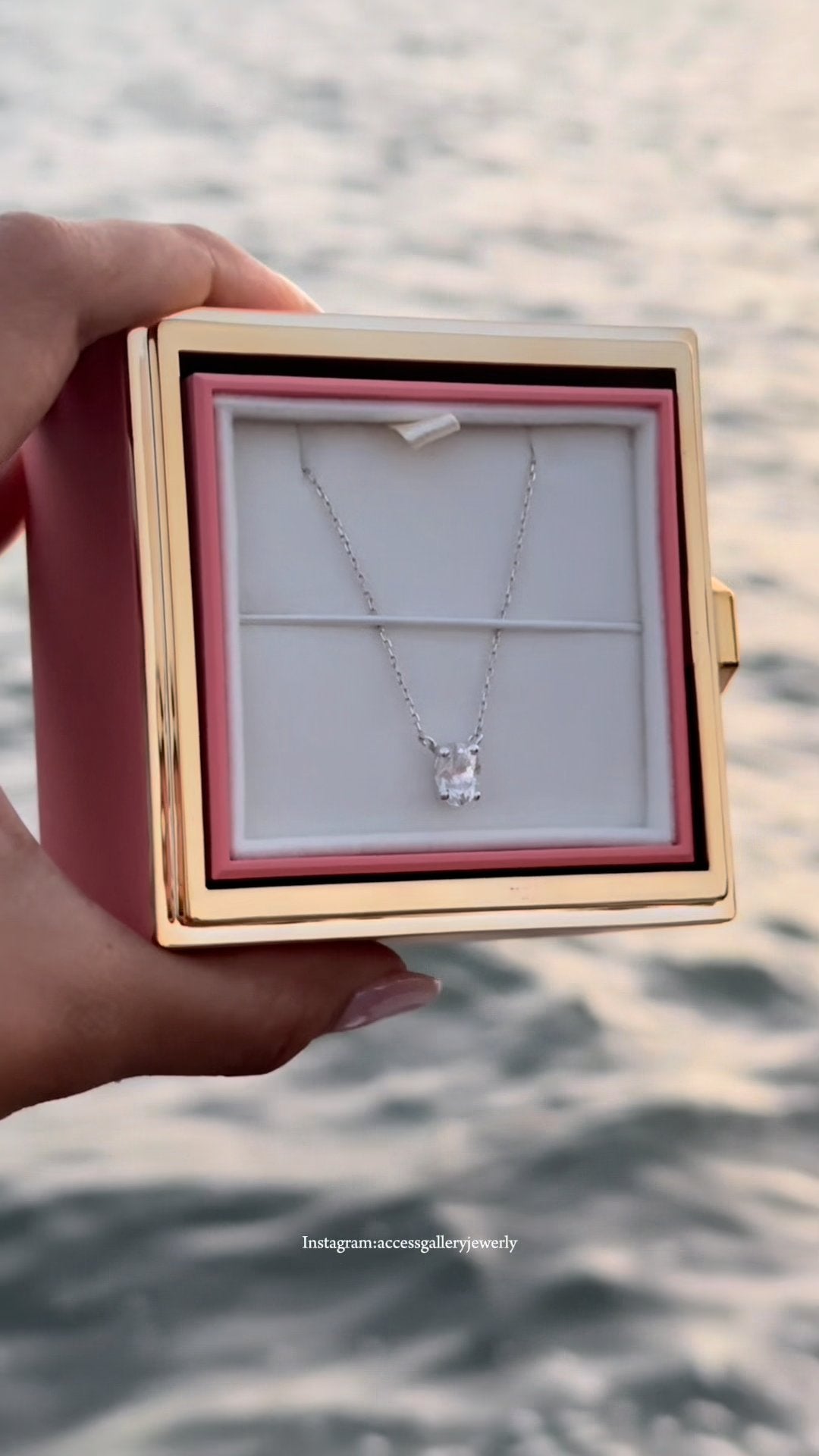 Box Roulant + Collier argent 925