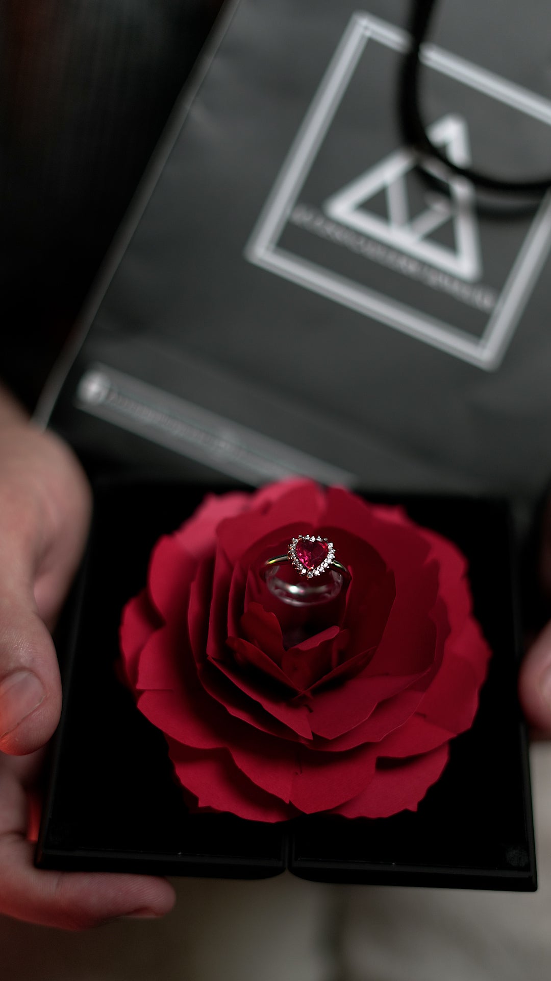 Promise Ring + box en forme livre