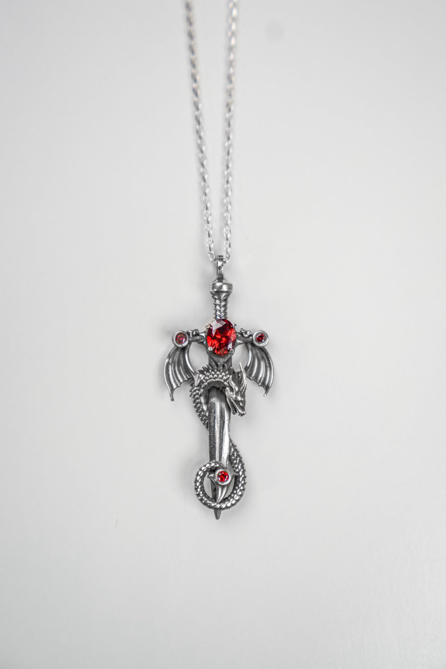 Collier Dragon X Sword