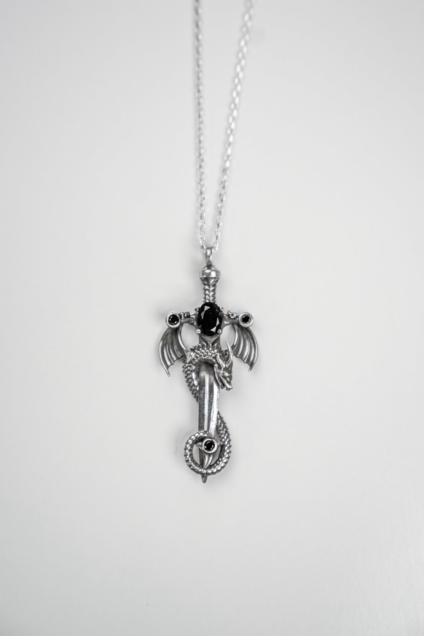 Collier Dragon X Sword