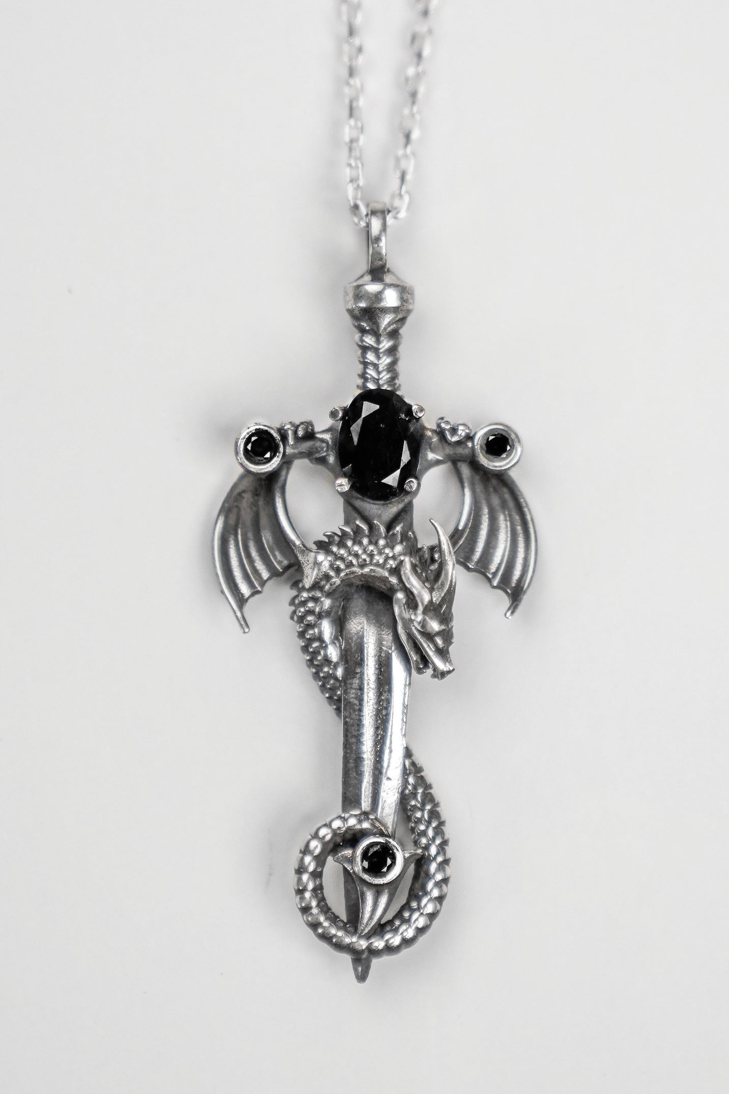 Collier Dragon X Sword