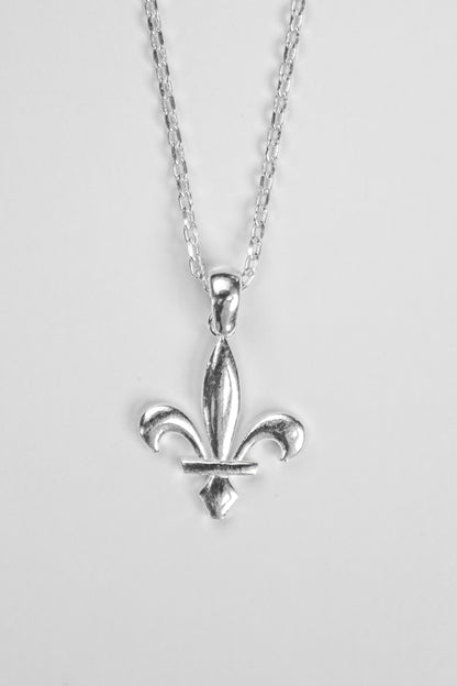 Collier fleur de Lys