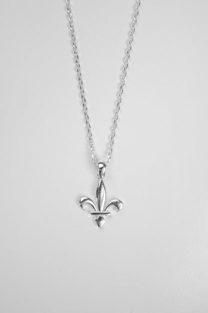 Collier fleur de Lys