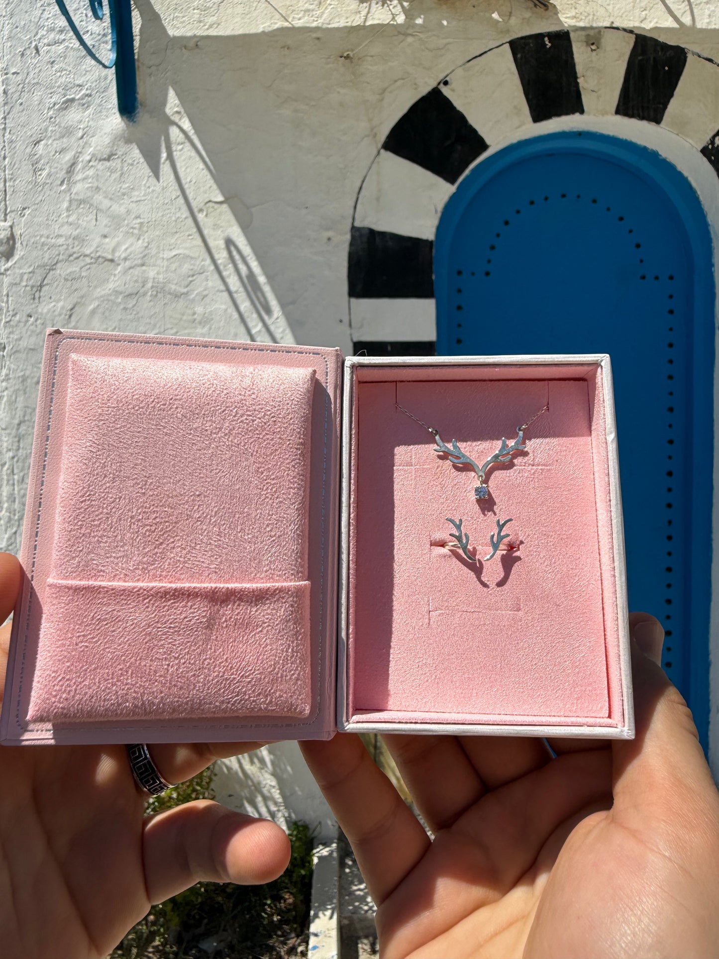 Pack Corne de Gazelle: Collier + Bague et Coffret Cadeau